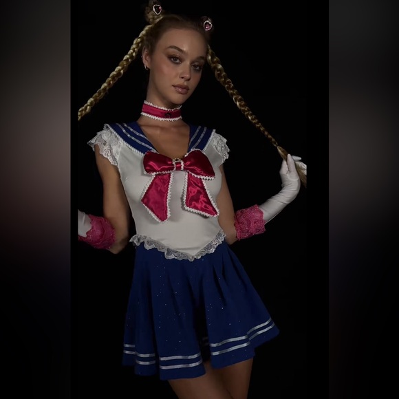 Sailor-Inspired Blue and Pink Dress - Picture 3 of 7